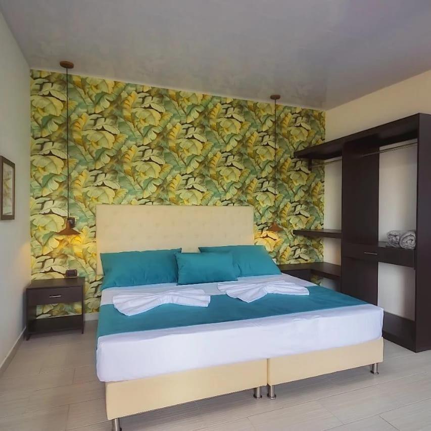 Hotel Aguas Abiertas Guatapé Esterno foto