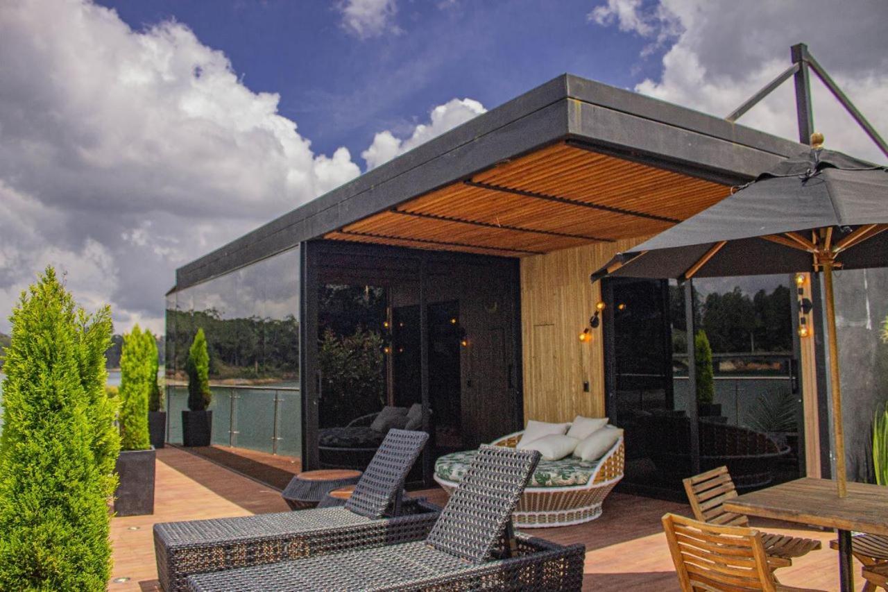 Hotel Aguas Abiertas Guatapé Esterno foto