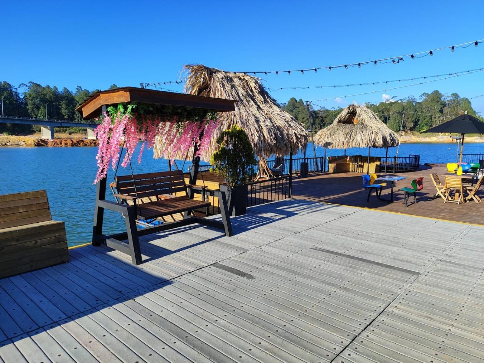Hotel Aguas Abiertas Guatapé Esterno foto